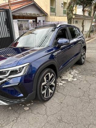 VOLKSWAGEN TAOS 1.4 250 TSI TOTAL FLEX HIGHLINE AUTOMÁTICO